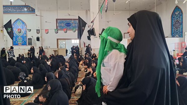 همایش شیرخوارگان حسینی در چهارباغ 