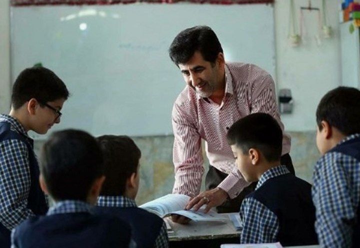 معلم؛ منشأ امید و سازندگی وطن