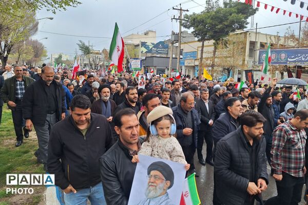 راهپیمایی روز قدس و تشییع شهید اقتدار در مرودشت