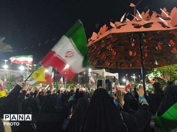 موکب‌ها در تجمعات شبانه میدان‌دار بودند