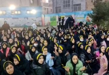 برگزاری ضیافت افطار به همراه دعا خوانی و عبادت در  دبیرستان خدیجه ناحیه دو