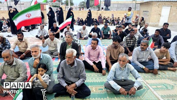 حضور کاروان پرچم آستان امام رضا(ع) در شهر شمیل بندرعباس