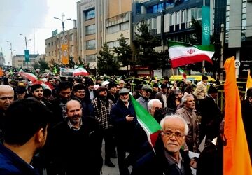 گزارش حضور دانش آموزان انقلابی در راهپیمایی ۲۲بهمنشهر بهار