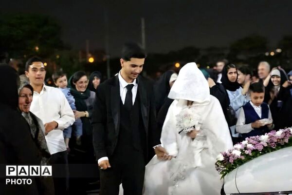 اجتماعات شهروندان فاز چهار اندیشه در میدان شهدای گمنام