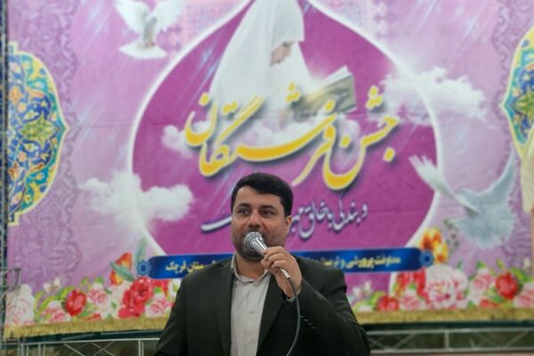 آغاز فصل بندگی دانش‌آموزان قرچک در جشن تکلیف