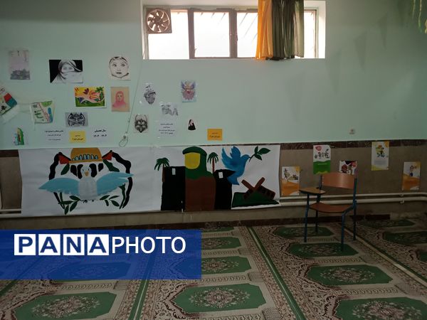 برگزاری مراسم انجمن اسلامی و مدرسه مقاومت در دبیرستان ایثار