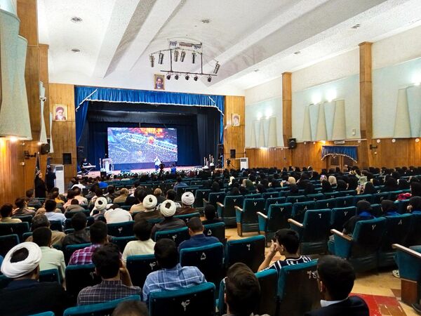 معلم؛ نردبان آسمان علم
