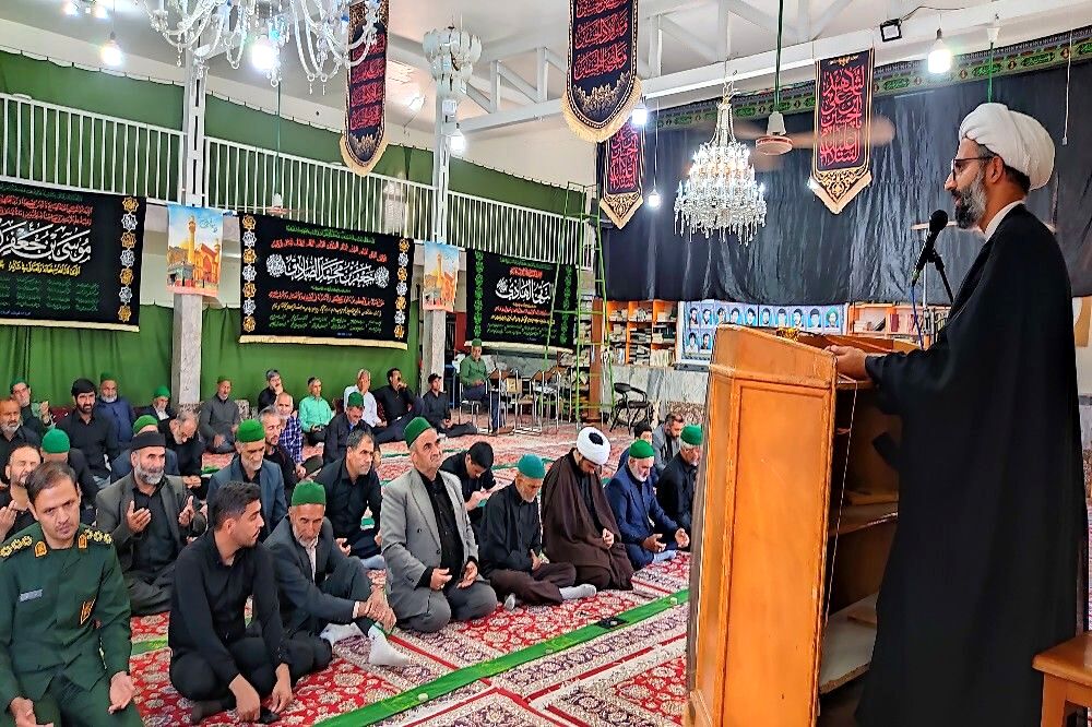 اقامه نماز عبادی سیاسی جمعه در نخستین روز از ماه محرم، مسجد جامع شهر بار