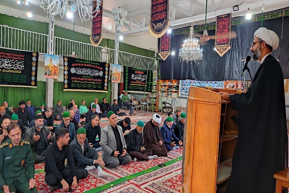 اقامه نماز عبادی سیاسی جمعه در نخستین روز از ماه محرم، مسجد جامع شهر بار