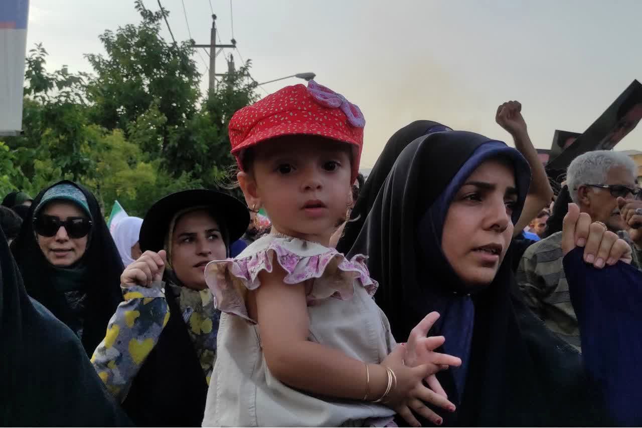 مردم شیراز باری دیگر به صحنه آمدند  و وعده صادق ۳ و عید غدیرخم را جشن گرفتند