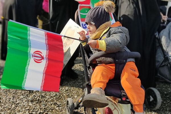 راهپیمایی ۲۲بهمن در کهریزک و باقرشهر