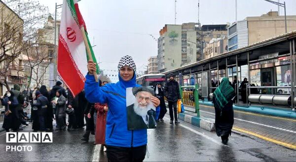 حضور حماسی مردم تهران در راهپیمایی روز قدس