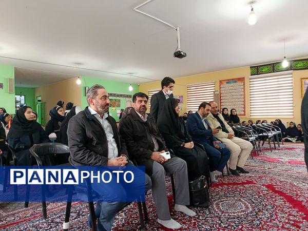 نواخته شدن زنگ هفته پژوهش در دماوند