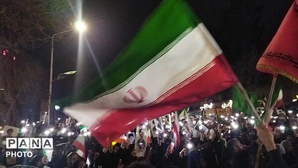 قاب هایی از حضورـ۳