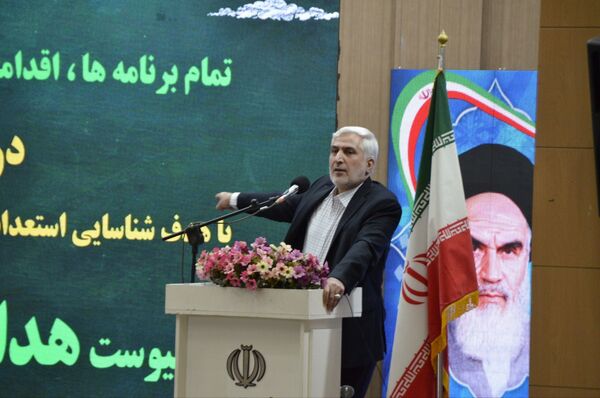 اولین جلسه دوره آموزشی مدیران دبیرستان‌های نمونه دولتی و شبانه‌روزی استان خراسان رضوی