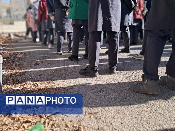 آموزش تعالیم عملی بسیج آمادگی‌دفاعی پایه نهم