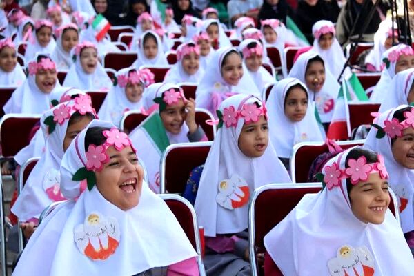 جشن شکوفه‌ها در یزد