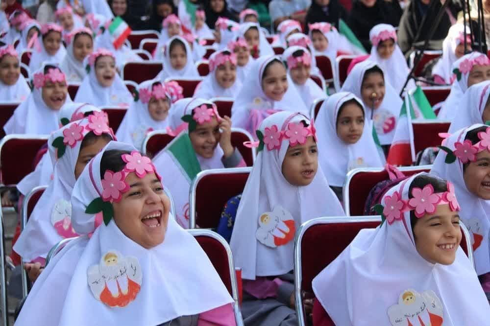 آغاز رسمی سال تحصیلی کلاس اولی‌ها در ۳۱ شهریور