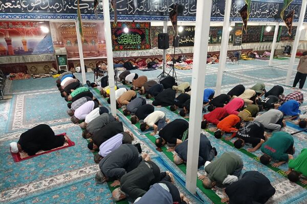 مراسم معنوی اعتکاف در مسجد اعظم حضرت ابوالفضل (ع) بهارستان دو