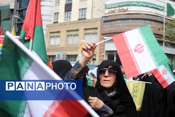 تجمع بزرگ دانش‌آموزان و فرهنگیان در حمایت از مردم مظلوم غزه و فلسطین