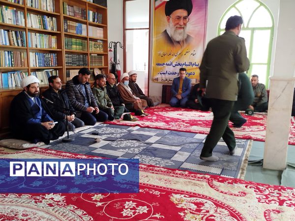 دیدار فرماندار فاروج با امام جمعه به مناسبت آغاز دهه فجر 