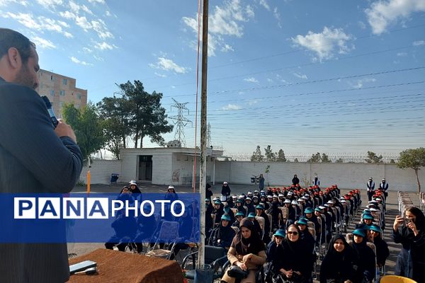 افتتاح طرح مکمل یاری آهن و ویتامین D در کهریزک