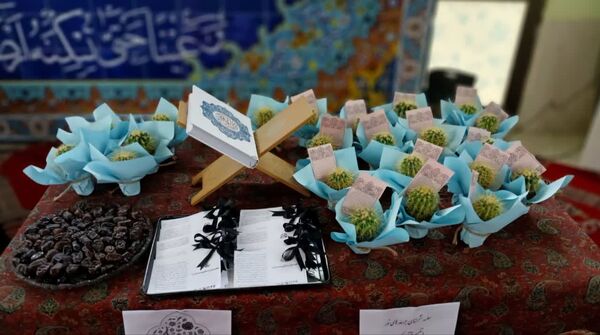 در پرتو آیات الهی؛ روایت لحظاتی از نور و اندیشه