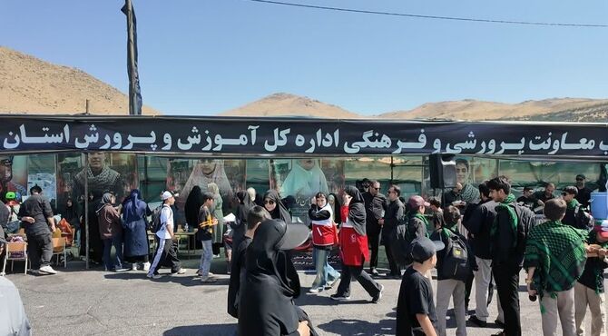 خدمت‌رسانی موکب معاونت فرهنگی و پرورشی اداره‌کل آموزش‌وپرورش استان زنجان در مسیر پیاده‌روی جاماندگان اربعین
