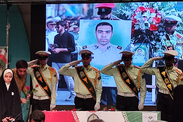 یادواره ۹۷۶ شهید فرماندهی انتظامی استان فارس 