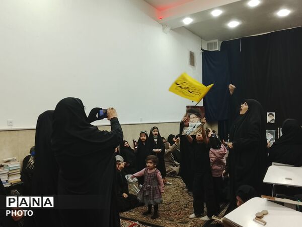  اجتماع مردمی در ناحیه 5 مهشهد به خونخواهی امام سید علی خامنه‌ای 