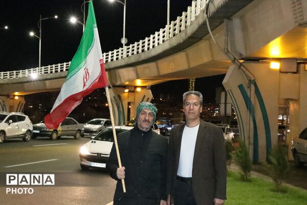 پرچمداران نسل نو در میدان شهید فهمیده تبریز