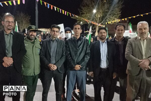 بانوان در خط مقدم حضور مردمی؛ گزارش تصویری رژه حماسی جان‌فدا