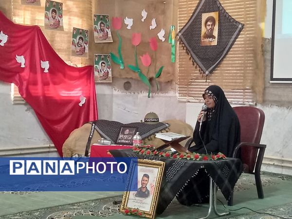 یادواره شهدای دانش‌آموزی در مدارس پسرانه و دخترانه اقلید  