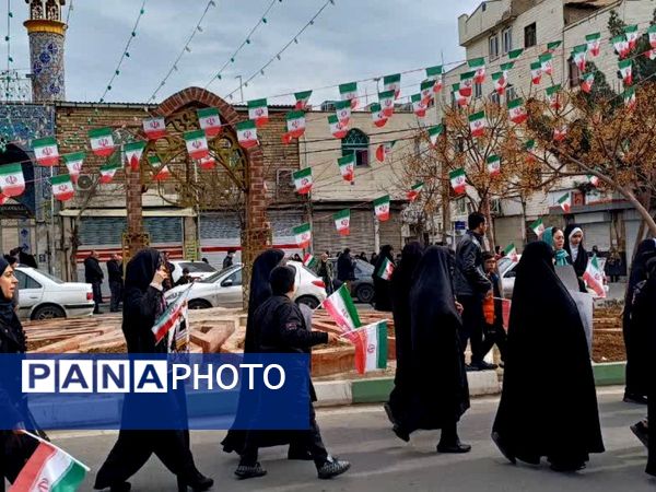 اسلامشهر در مسیر انقلاب؛ حماسه‌ای دیگر در ۲۲ بهمن رقم خورد