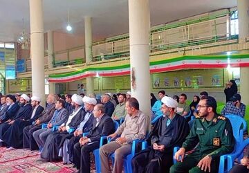 حضور نماینده ولی فقیه استان چهارمحال‌وبختیاری در جمع مردم منطقه میانکوه