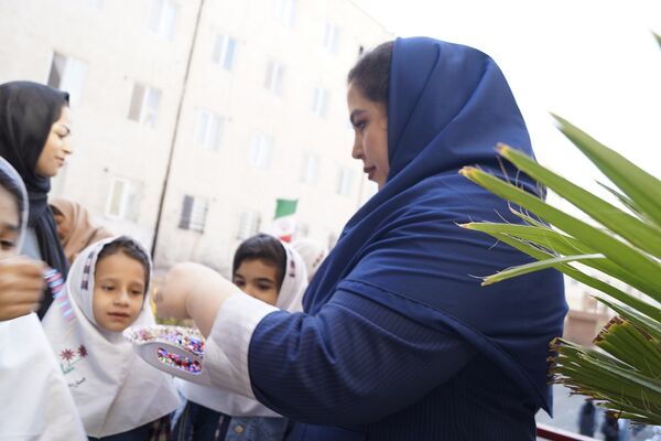 جشن روز دانش‌آموز در مدرسه شهدای پانزده خرداد قرچک