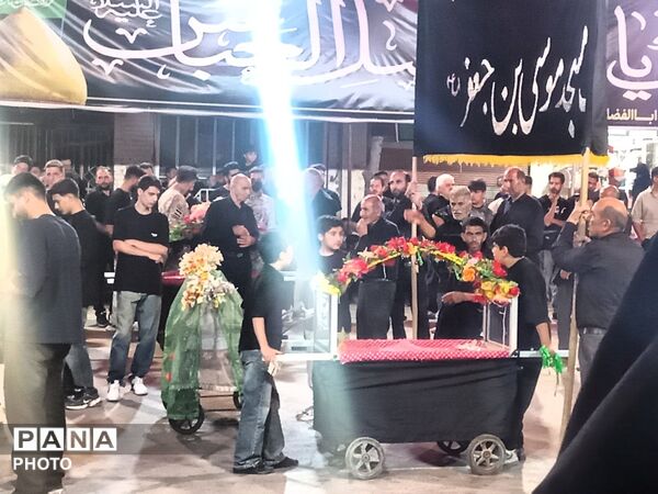 اجتماع عظیم عزاداران حسینی در میدان شهید بهشتی مریانج