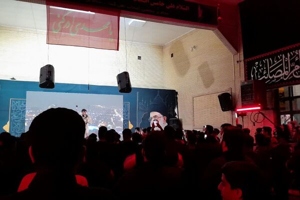 مراسم بزرگداشت شهدای مقاومت در حرم شهدا گمنام ورامین