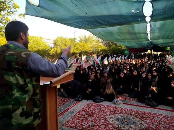 اردوی راهیان نور دانش‌آموزان ناحیه 2 قم