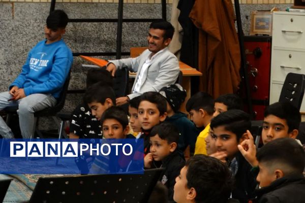 مسجدالقرآن غرق در شادی میلاد کریم اهل بیت(ع)