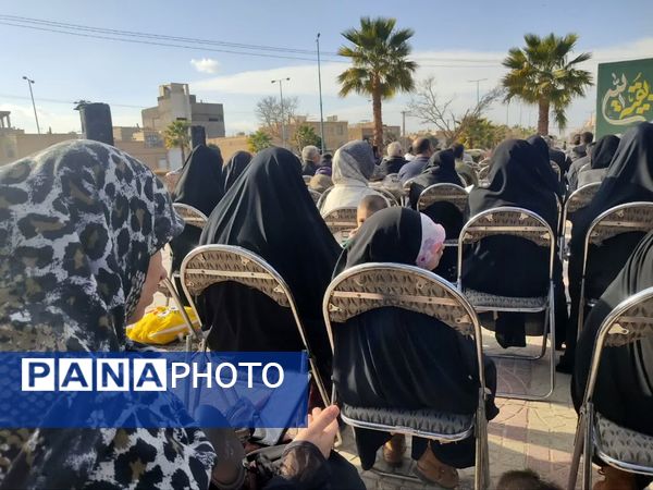 دعای ندبه باشکوه در آستانه میلاد حضرت مهدی(عج) در میدان حج یزد