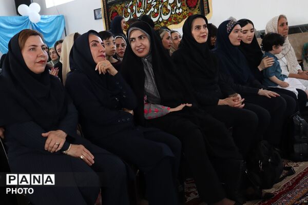 جشن تکلیف دختران اسلامشهری در مسجد الهادی (ع)