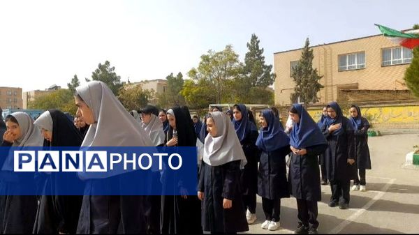 برگزاری جشن جوانه ها در دبیرستان نورالهدی 