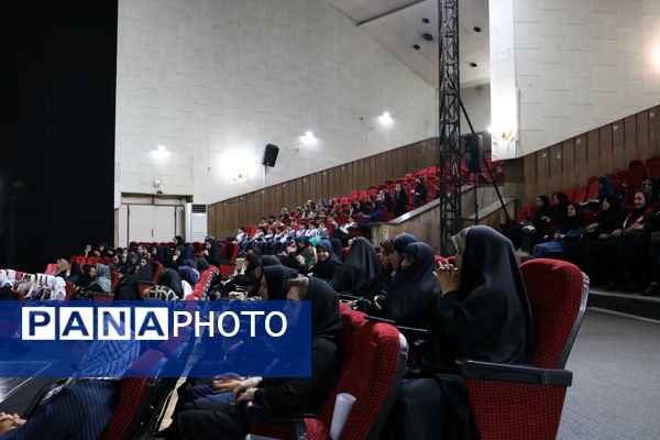 اختتامیه طرح‌های سلامت محور منطقه ۱۶