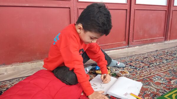 دهه نودی‌ها در نماز عبادی سیاسی جمعه