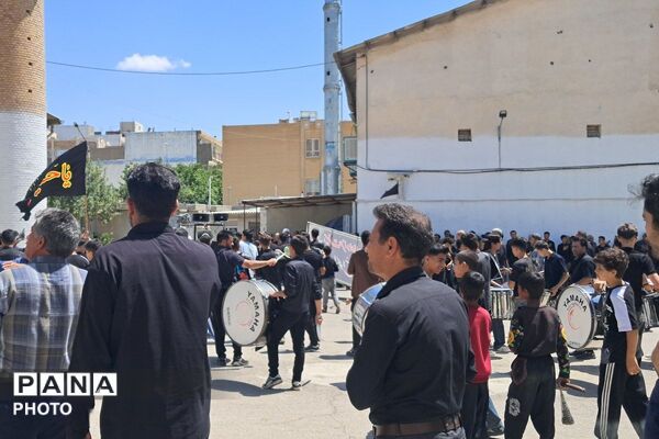 شکوه حضور مردم شیروان در حماسه اربعین