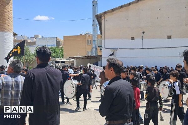 شکوه حضور مردم شیروان در حماسه اربعین