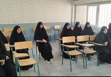 مشق رزم برای «مردان میدان» آینده؛دوره آموزشی کار با اسلحه