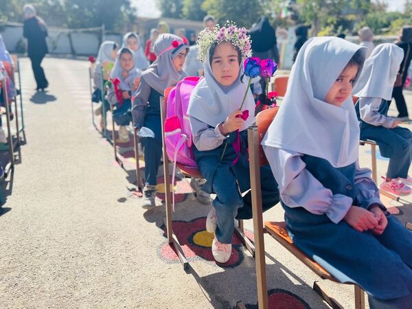 جشن شکوفه‌ها در مدارس سملقان