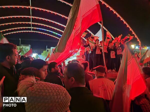 مراسم چهلم دانش‌آموزان شهید مدرسه شجره طیبه میناب در شهر تفت